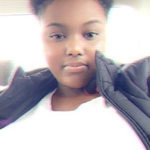 Meet your Posher, Signey